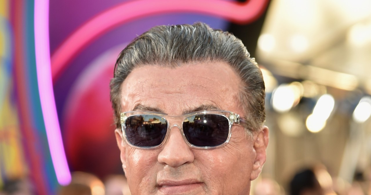 Sylwester Stallone powraca na mały ekran z gościnnym występem w popularnym amerykańskim serialu "Tacy jesteśmy".