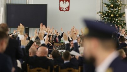 Umorzono śledztwo ws. grudniowych obrad Sejmu w Sali Kolumnowej