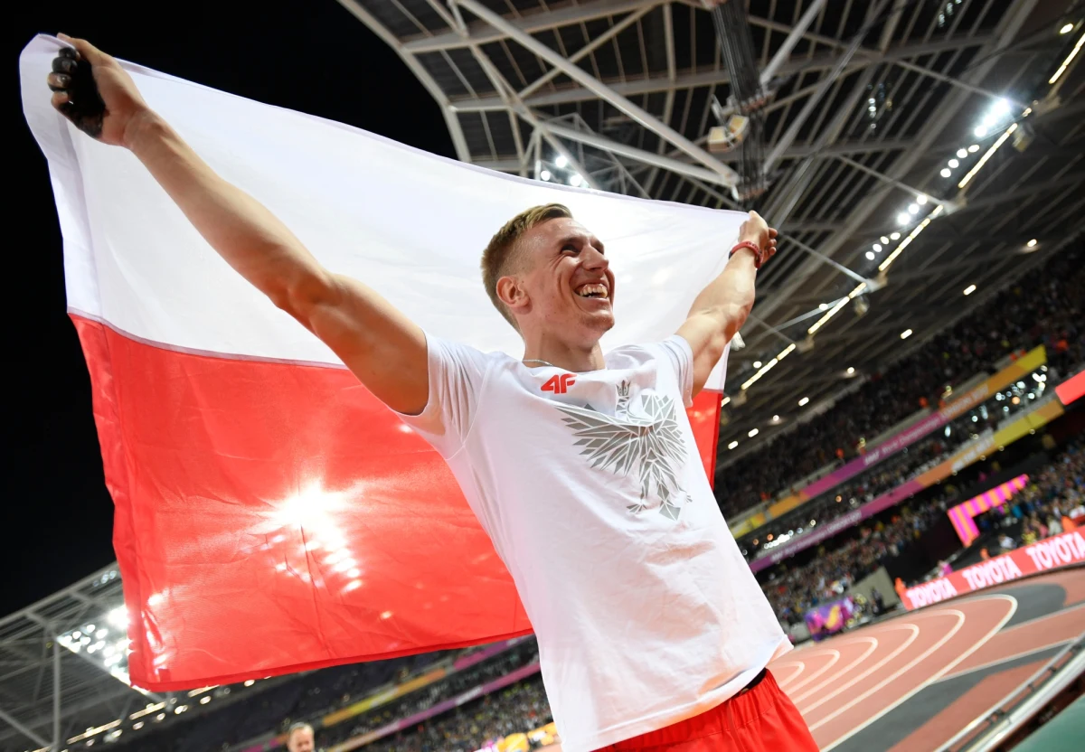 Jest najcięższy i najsilniejszy wśród tyczkarzy. Jako jedyny jest w stanie skakać na tyczkach Siergieja Bubki. We wtorek odniósł największy sukces w karierze. Piotr Lisek został w Londynie wicemistrzem świata i mówi: "Staram się nie być leniuszkiem".