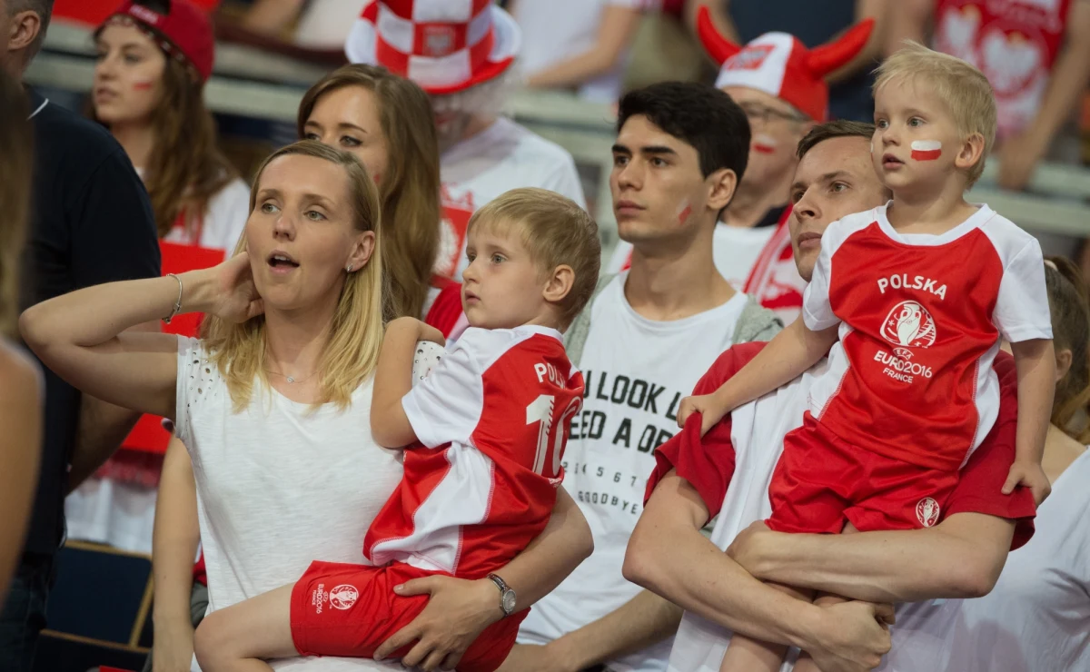 Mocno wierzymy, że w meczach ćwierćfinałowych siatkarskich mistrzostw Europy zobaczymy polską reprezentację! I dzięki biletom, które mieliśmy do rozdania, będziecie mogli na żywo kibicować naszej drużynie. Mecze ćwierćfinałowe odbędą się 31 sierpnia w Krakowie i Katowicach. 
