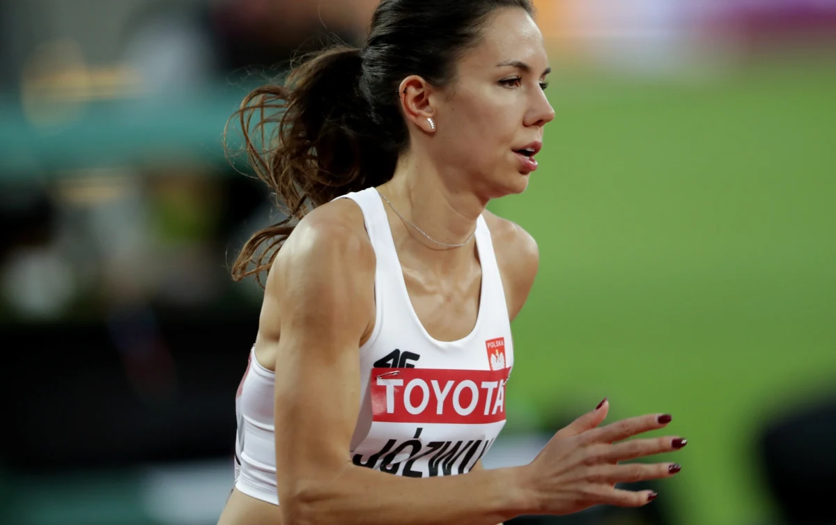 Joanna Jóźwik po nieudanych dla siebie mistrzostwach świata w Londynie i braku awansu do finału w biegu na 800 m śmiało zadeklarowała: „Za rok z europejskiego czempionatu przywiozę złoto”.
