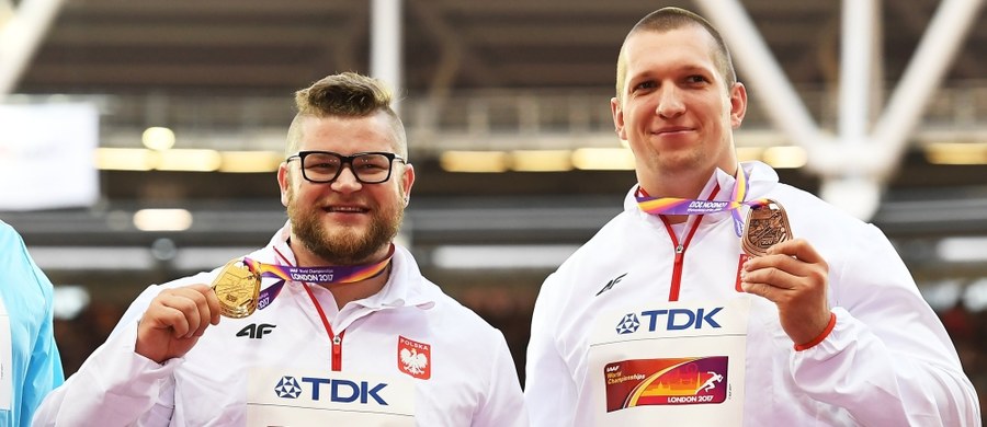 Polska z dorobkiem 86 punktów uplasowała się na 4. miejscu w klasyfikacji punktowej 16. lekkoatletycznych mistrzostw świata zakończonych w niedzielę w Londynie. Pierwsze miejsce przypadło USA - 272 punktów, drugie Kenii - 124 punktów, a trzecie Wielkiej Brytanii - 105 punktów. Biało-czerwoni w Londynie zdobyli osiem medali, co dało Polsce 8. miejsce w tabeli medalowej.
