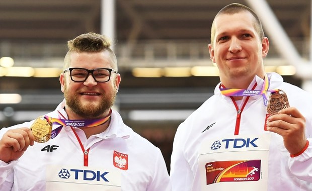 Rekordowe MŚ w Londynie. Wysokie miejsce Polski w klasyfikacji punktowej! - Sport Polska z dorobkiem 86 punktów uplasowała się na 4. miejscu w klasyfikacji punktowej 16. lekkoatletycznych mistrzostw świata zakończonych w niedzielę w Londynie. Pierwsze miejsce przypadło USA - 272 punktów, drugie Kenii - 124 punktów, a trzecie Wielkiej Brytanii - 105 punktów. Biało-czerwoni w Londynie zdobyli osiem medali, co dało Polsce 8. miejsce w tabeli medalowej.