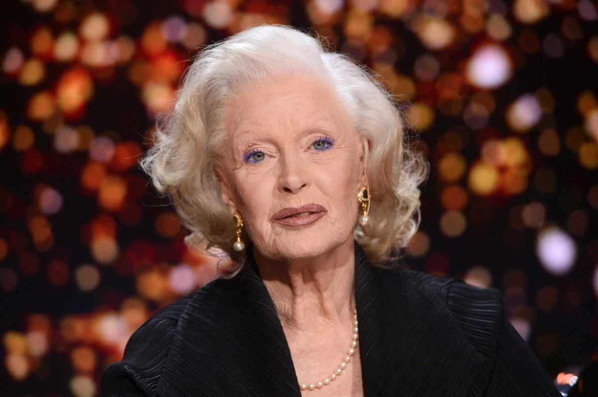 79 lat temu w Wilanowie urodziła się Beata Tyszkiewicz, jedna z najpopularniejszych polskich aktorek filmowych i telewizyjnych. Do jej najsłynniejszych ról należą: rola Izabeli Łęckiej w „Lalce”, Donny Rebeki Uzedy w „Rękopisie znalezionym w Saragossie” oraz Marii Walewskiej w „Marysi i Napoleonie”.