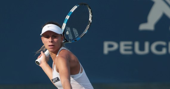 ​Magda Linette przegrała z Kanadyjką Francoise Abandą 6:3, 4:6, 2:6 w pierwszej rundzie tenisowego turnieju WTA na kortach twardych w Cincinnati. Pulą nagród w tym turnieju wynosi 2,5 mln dolarów. 