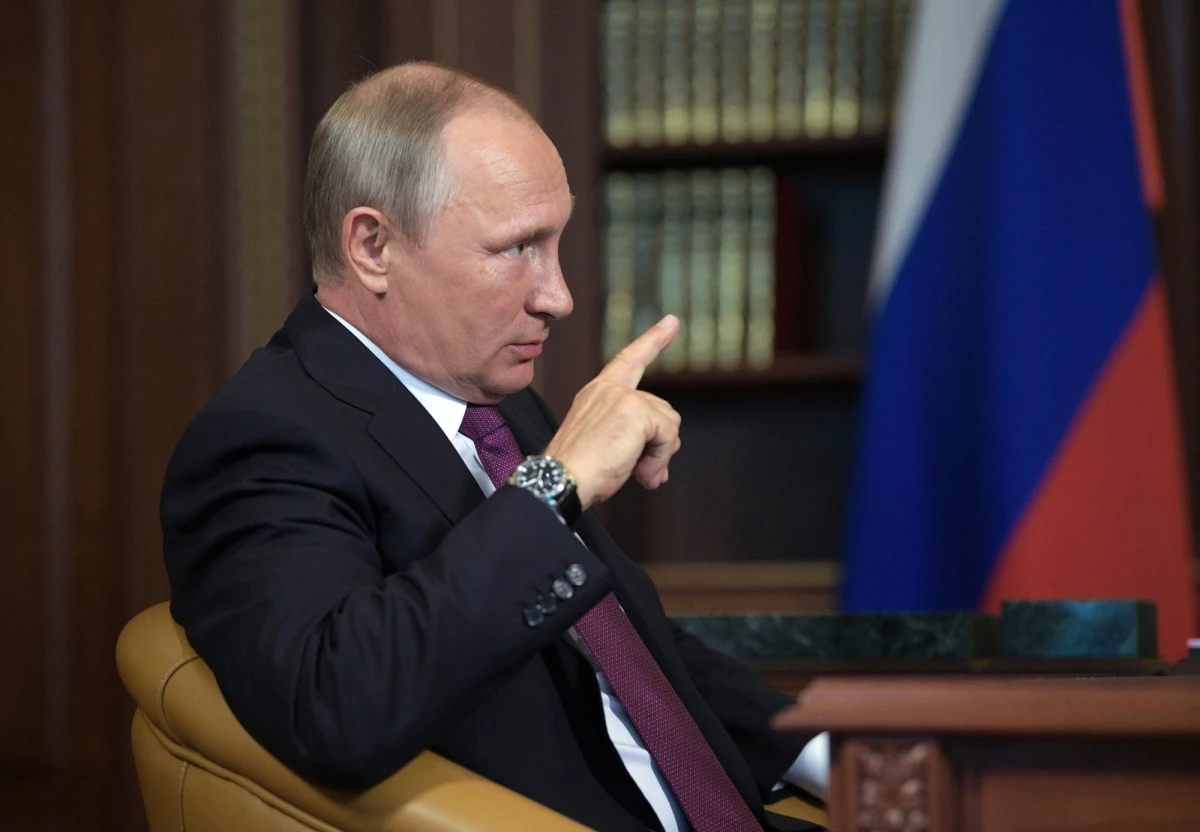 Szef Służby Bezpieczeństwa Ukrainy (SBU) Wasyl Hrycak oskarżył rosyjskie służby specjalne o planowanie ataków terrorystycznych w jego kraju. Dodał, że celem zamachów mogą też być znane osobistości ze świata polityki.