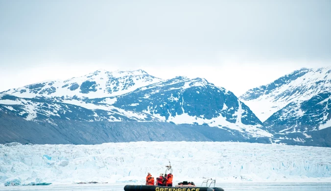 U wybrzeży Norwegii zatrzymano statek z 35 aktywistami Greenpeace 