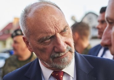 Macierewicz: Nie mam zamiaru słuchać opozycji ws. wysłania wojsk na tereny po nawałnicy