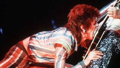 David Bowie uprawiał seks z 13-latkami, z Mickiem Jaggerem i jego żoną Bianką