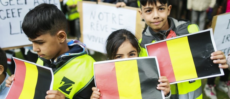 Belgijski dziennik "Het Laatste Nieuws" ujawnił wewnętrzny raport, który powstał w zeszłym roku w jednym z przedszkoli we flamandzkim mieście Ronse w północno-zachodniej Belgii, na temat radykalizacji części uczęszczających tam muzułmańskich dzieci.
