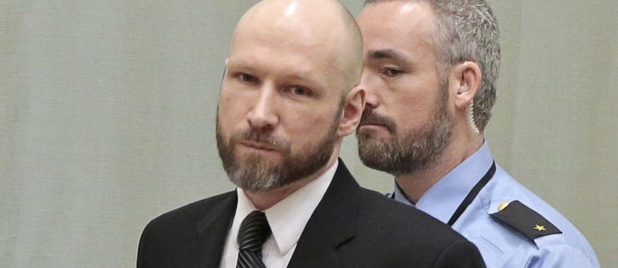 Netflix zapowiedział powstanie filmu o masakrze na norweskiej wyspie Utøya i zamachu w Oslo, jakich w 2011 roku dokonał Anders Breivik. W ciągu doby, która na zawsze zmieniła Norwegię, zginęło 77 osób. Teraz Netflix zapowiada film o tych wydarzeniach, a jego reżyserem ma być Paul Greengrass, twórca między innymi serii o Jamesie Bournie.