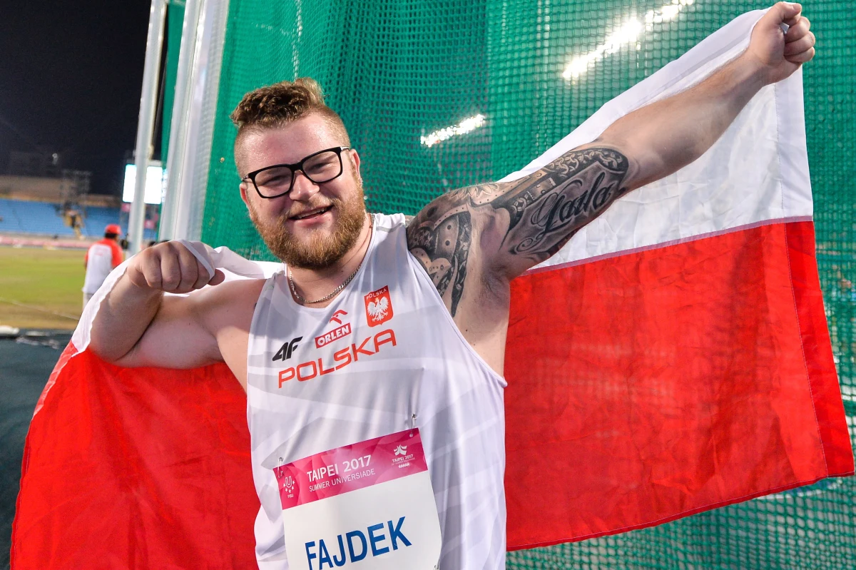 ​Paweł Fajdek (WSEwS Warszawa, Agros Zamość) zdobył złoty medal 29. Letniej Uniwersjady w Tajpej na Tajwanie w rzucie młotem. Trzykrotny mistrz świata po raz czwarty w życiu stanął na najwyższym stopniu podium podczas uniwersjady.