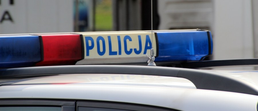 Tragiczny finał awantury w małopolskiej Bochni. Nie żyje 23-latek zaatakowany nożem - dowiedział się reporter RMF FM. Do tragedii doszło w czwartek wieczorem przy ulicy Solna Góra. 