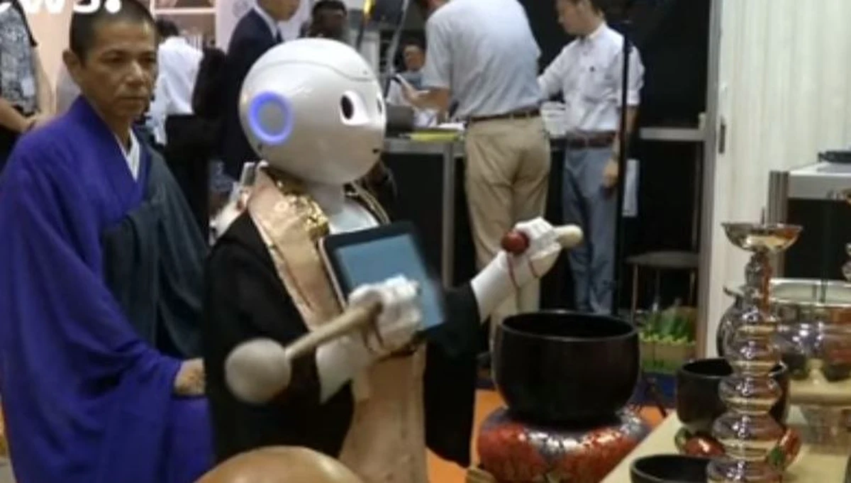 ​Roboty zdobywają świątynie. Japońska firma opracowała specjalnego robota, który będzie pomagał przy buddyjskich pogrzebach. Jak obiecują twórcy, robot jest znacznie tańszy od "ludzkiego" mnicha.