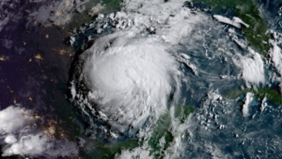 Huragan Harvey zbliża się do Teksasu. Władze ostrzegają przed "katastrofą"