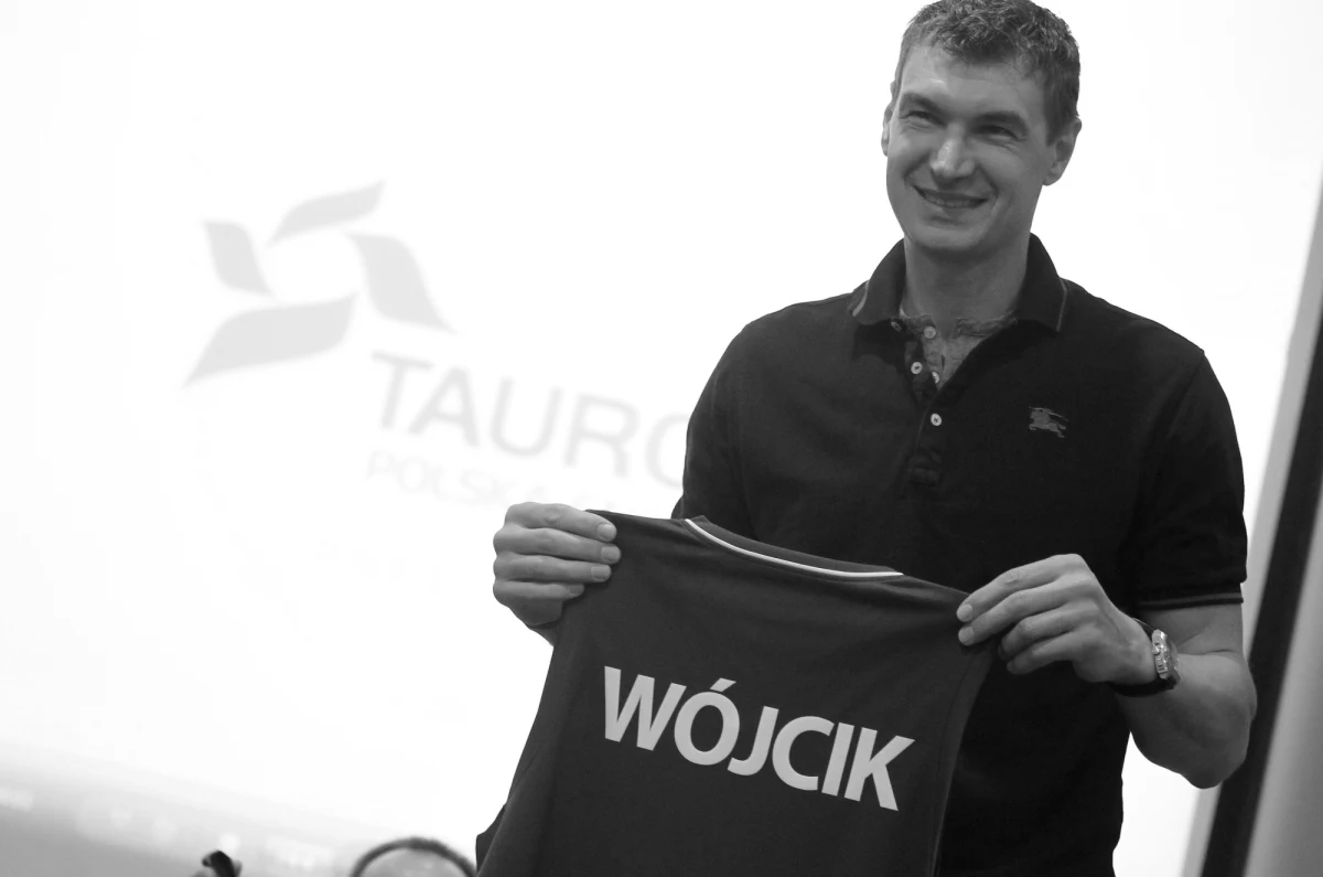 Adam Wójcik przegrał walkę z białaczką. Przez wiele lat był gwiazdą polskich parkietów i podporą reprezentacji Polski. Zmarł w wieku 47 lat.