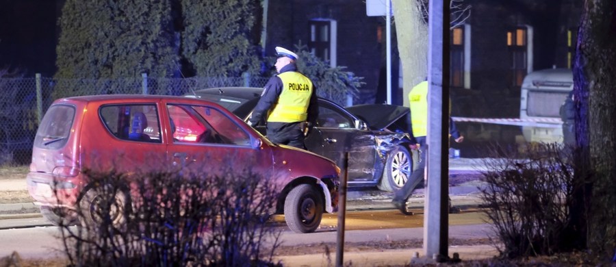 Prokuratura Okręgowa w Tarnobrzegu umorzyła śledztwo ws. niedopełnienia obowiązków i przekroczenia uprawnień przez policjantów i prokuratorów, którzy wykonywali czynności po wypadku z udziałem premier Beaty Szydło.