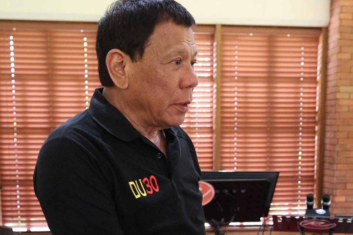 ​Prezydent Filipin Rodrigo Duterte nakazał, by policjanci zabijali tych, którzy odpowiedzą przemocą na próbę aresztowania. Jego słowa padły dwa dni po pogrzebie nastolatka zastrzelonego przez filipińskie służby bezpieczeństwa.