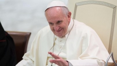 Watykan: Zaskakujące oświadczyny w obecności papieża. Zobacz film!