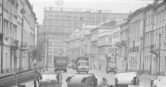 35 lat temu, 31 sierpnia 1982 r., w drugą rocznicę podpisania porozumień w Gdańsku, Solidarność zorganizowała w całej Polsce manifestacje. W ponad 60 miastach na ulice wyszły tysiące ludzi. Tragiczny bilans zbrodniczych działań "sił porządkowych" tego dnia wynosi 6 ofiar śmiertelnych.