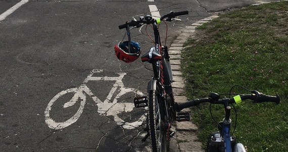 Niecodzienny wypadek w Bielsku-Białej. Rowerzystka zderzyła się tam z deskorolką. Kobieta została ranna. Sprawę wyjaśnia policja.
