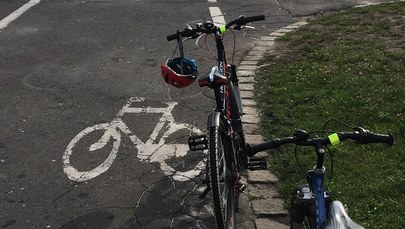 Zderzenie rowerzystki z... deskorolką