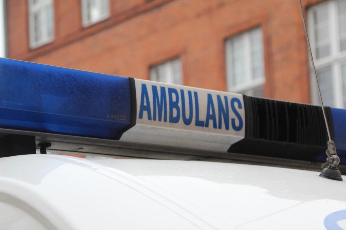 Zmarła 14-letnia dziewczynka, która ponad tydzień temu trafiła do szpitala w Poznaniu po zażyciu narkotyków. Trwa śledztwo w sprawie okoliczności śmierci nastolatki.