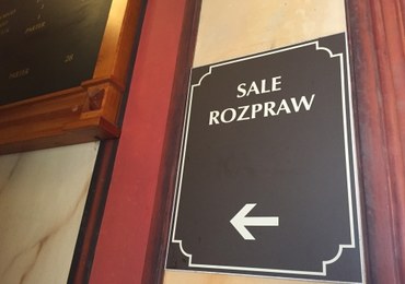Prawomocny wyrok dla byłego dyżurnego policji. Był w zmowie z laweciarzem