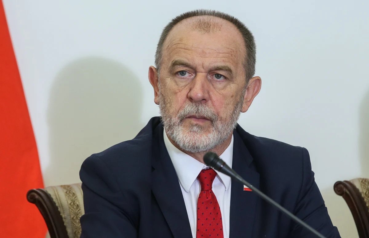 Rosyjski parlamentarzysta Władimir Dżabarow ocenił, że perspektywy otrzymania przez Polskę reparacji wojennych zarówno od Rosji, jak i od Niemiec, są "zerowe". Oświadczenia na ten temat określił jako "drogę donikąd".