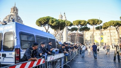 Włochy: Masowe kontrole furgonetek w centrach miast