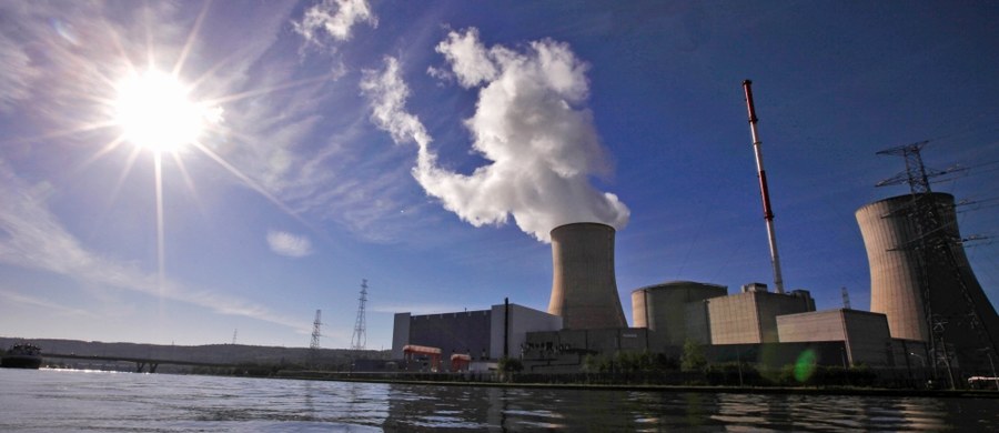 Państwowa Agencja Atomistyki wydała komunikat dot. sytuacji w belgijskiej elektrowni jądrowej Tihange. „Na terenie elektrowni nie doszło do awarii, a w związku z tym nie istnieje jakiekolwiek zagrożenie radiacyjne na terenie Polski” – podkreślają eksperci. 