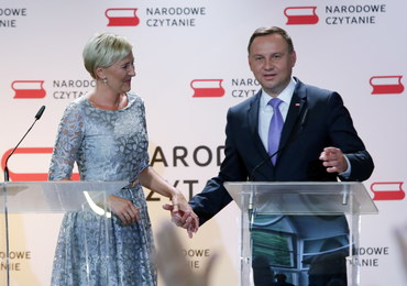 Para prezydencka czytała "Wesele" w Instytucie Głuchoniemych w Warszawie
