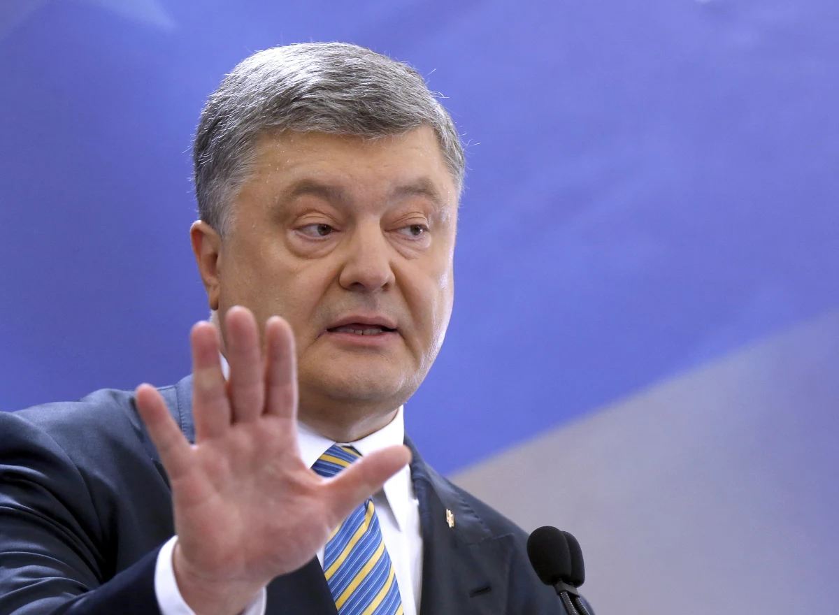 Ukraina wzmacnia ochronę swych granic przed zaplanowanym na połowę września początkiem rosyjsko-białoruskich manewrów wojskowych Zapad 2017 na Białorusi - podała Państwowa Straż Graniczna w Kijowie. Wzmożone siły zostały skierowane nie tylko na granicę ukraińsko-białoruską, ale wszędzie tam, gdzie może dojść do "prowokacyjnych działań i inwazji militarnej" - podano w komunikacie.