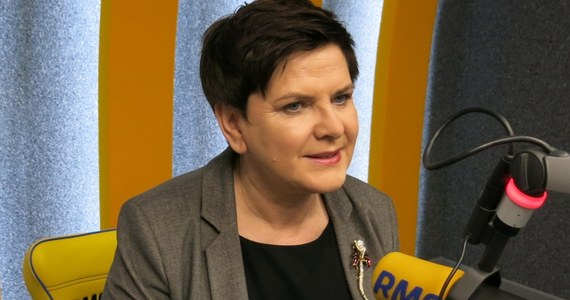 Beata Szydło będzie gościem Marcina Zaborskiego w czwartkowej Popołudniowej rozmowie w RMF FM. Tym razem oprócz pytań naszego dziennikarza padną także te otrzymane od Was, drodzy słuchacze RMF FM i użytkownicy portalu Interia.pl i RMF24.pl . Jeśli chcecie zadać pytanie pani premier, możecie to zrobić za pomocą specjalnej platformy – znajdziecie ją poniżej, lub na Twitterze – dodając hasztag #RozmowaRMF. 