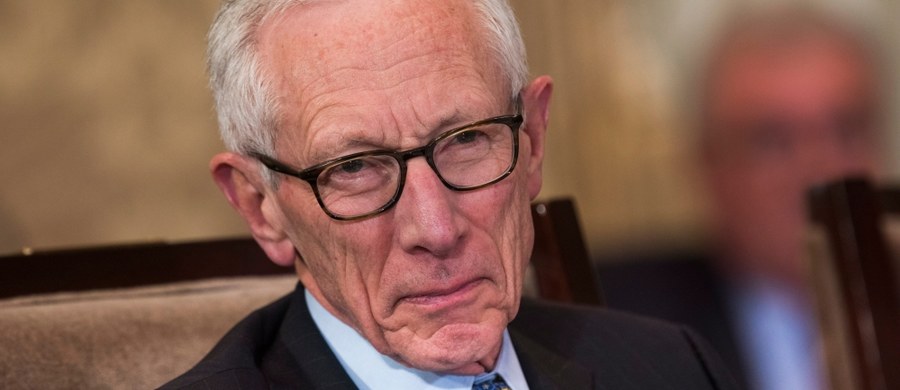 Stanley Fischer, wiceprezes Banku Rezerw Federalnych (Fed), centralnego banku USA, zapowiedział w środę rezygnację z tej funkcji najpóźniej do 13 października, czyli jeszcze przed upływem jego kadencji. 73-letni Fischer, ceniony ekonomista, a w przeszłości prezes centralnego banku Izraela, umotywował swoją rezygnację "względami osobistymi".