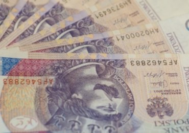 98 mln zł strat. CBŚP rozbiło grupę wyłudzającą podatek VAT