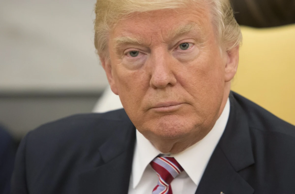 Prezydent USA Donald Trump oświadczył, że wolałby tego uniknąć, ale militarne rozwiązanie problemu Korei Płn. jest realną opcją. Trump odpowiadał na pytania dziennikarzy po spotkaniu z emirem Kuwejtu Sabahem al-Ahmadem al-Dżabirem as-Sabahem.