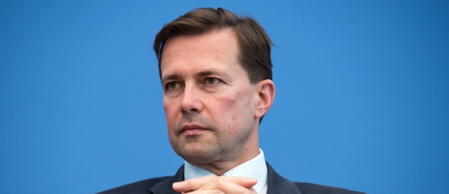 ​Rzecznik rządu Niemiec Steffen Seibert powiedział, że Polska nie zgłosiła dotąd oficjalnie żadnych roszczeń reparacyjnych. Potwierdził stanowisko władz w Berlinie, że kwestia roszczeń jest zarówno prawnie, jak i politycznie ostatecznie uregulowana.