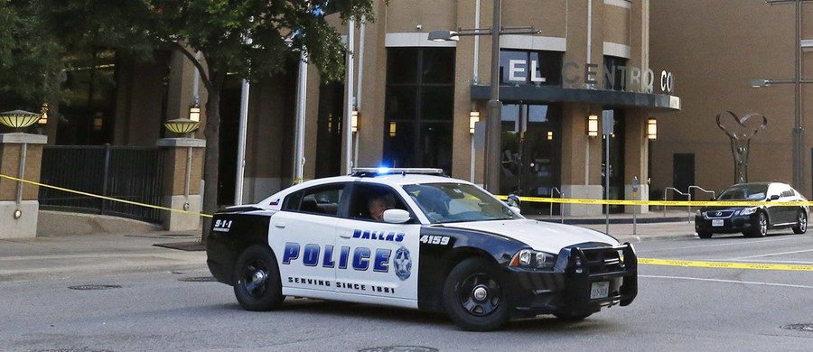 ​Co najmniej osiem osób zginęło w wyniku strzelaniny w jednym z domów w Plano na północy stanu Teksas, na południu USA - poinformowały w niedzielę czasu lokalnego miejscowe władze. Podejrzany o otwarcie ognia mężczyzna został zastrzelony przez policję.
