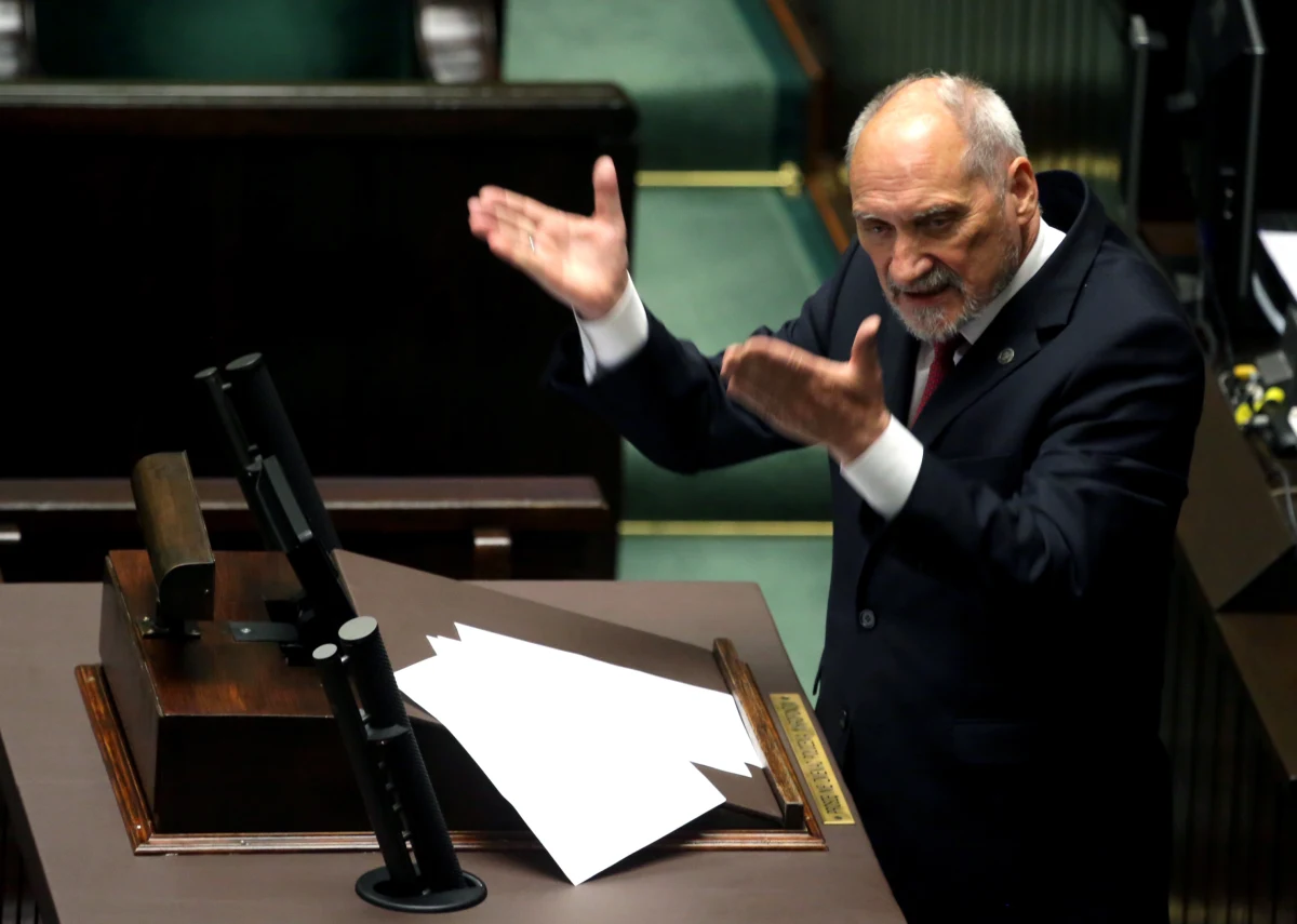 Ministerstwo Nauki i Szkolnictwa Wyższego nie chce oddać resortowi obrony wydziału wojskowo-lekarskiego Uniwersytetu Medycznego w Łodzi. Zgodnie z projektem ustawy, nad którym debatowała komisja edukacji, to szef resortu obrony miałby wyznaczać dziekana i prodziekana wydziału oraz prorektora uczelni.