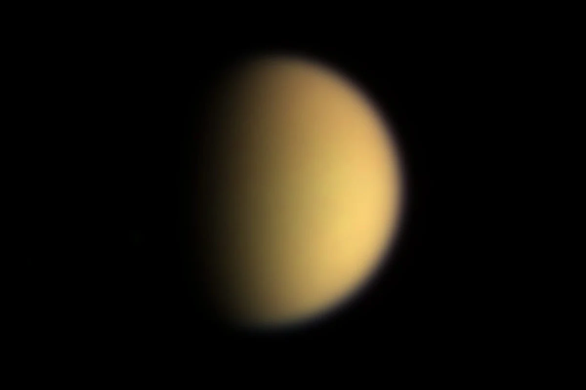 ​Po kilkunastu latach kończy się misja Cassini-Huygens, której celem było badanie Saturna. W piątek 15 września sonda Cassini wejdzie w atmosferę planety i ulegnie zniszczeniu. Wcześniej jednak prześle unikatowe dane zebrane podczas tego manewru - zapowiada NASA. 
Misję prowadziły wspólnie: NASA, Europejska Agencja Kosmiczna (ESA) oraz Włoska Agencja Kosmiczna.