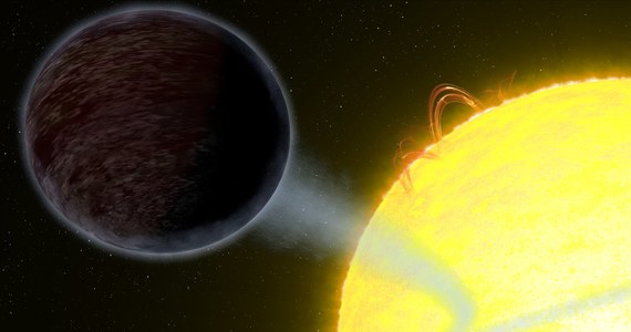 Astronomowie zauważyli, że dobrze znana i często już badana planeta pozasłoneczna, gazowy olbrzym WASP-12b, jest praktycznie całkiem czarny, odbija bardzo niewielką ilość padającego nań promieniowania widzialnego. Odkrycie jest sporym zaskoczeniem i pozostaje w sprzeczności z wynikami badań innych, porównywalnych planet, być może teorie na temat budowy atmosfery gazowych olbrzymów trzeba będzie ponownie przemyśleć.