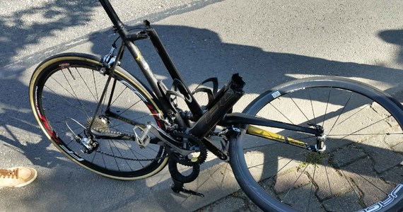 Sześciu rowerzystów zostało poszkodowanych w czasie wypadku na wyścigu kolarskim w Koninie w Wielkopolsce. Peleton zderzył się z samochodem osobowym. Informację, jaką dostaliśmy od słuchacza na Gorącą Linię RMF FM, potwierdziła nam policja.
