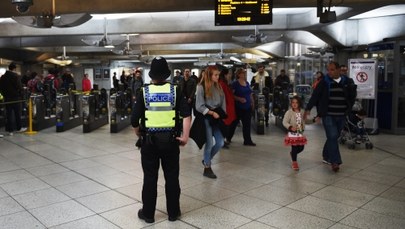 Zamach w metrze w Londynie. Zatrzymani to uchodźcy z Syrii i Iraku