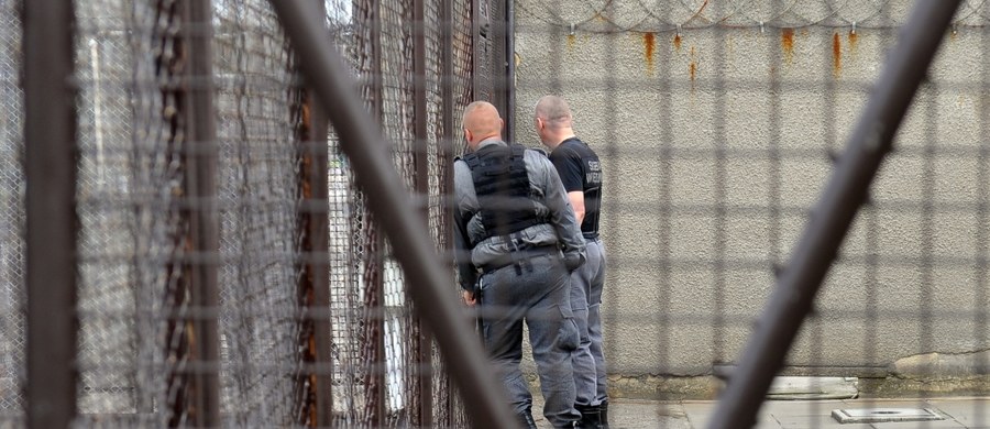 Tour de Prison to nietypowy wyścig kolarski, który zostanie zorganizowany dziś w norweskim Bergen. Na trasie zobaczymy... miejscowych więźniów. To nagroda za to, że osadzeni pomagają organizatorom mistrzostw w przygotowywaniu niezbędnego sprzętu dla wolontariuszy. Wyścig odbędzie się w zakładzie karnym i będzie transmitowany na żywo przez jedną z telewizji.