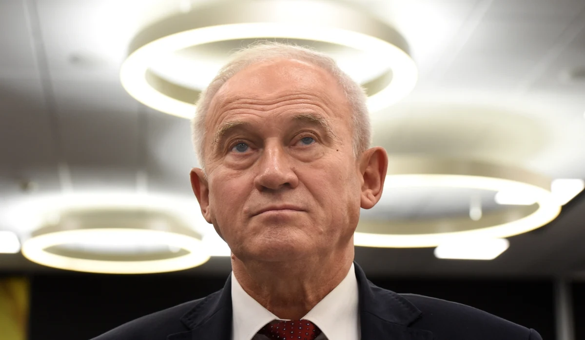 Polsce nie grozi blackout, gdyż budowane są nowe bloki energetyczne - powiedział w Telewizji Republika minister energii Krzysztof Tchórzewski. Jako pierwszy w styczniu przyszłego roku do sieci włączony zostanie blok w Elektrowni Kozienice – dodał. 