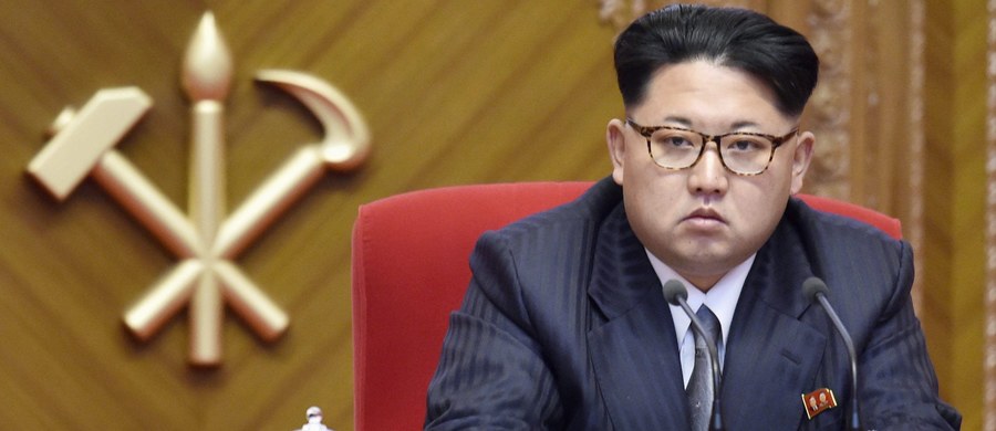 Korea Płn. rozważy stanowczą, "najostrzejszą w dziejach" reakcję na groźbę totalnego zniszczenia KRLD, na jaką pozwolił sobie prezydent USA Donald Trump podczas wtorkowego wystąpienia na forum ONZ - oświadczył przywódca Korei Płn., Kim Dzong Un. ​Oświadczenie przywódcy KRLD, w którym nazwał on prezydenta Trumpa "obłąkanym" i "nienadającym się na przywódcę Stanów Zjednoczonych" politykiem, zostało podane do wiadomości publicznej za pośrednictwem Koreańskiej Centralnej Agencji Prasowej KCNA.