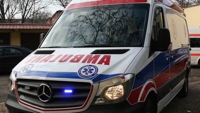 Wypadek wozu strażackiego na Dolnym Śląsku. Trzech strażaków trafiło do szpitali