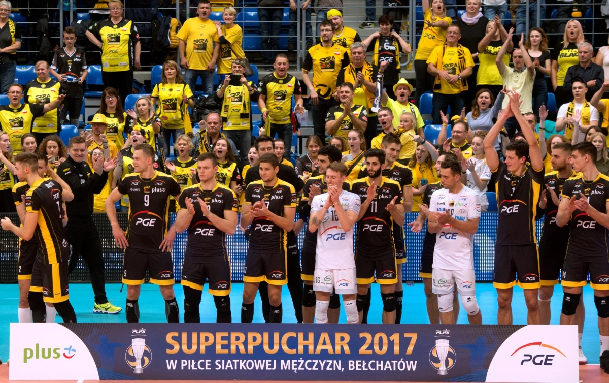 Siatkarze PGE Skry Bełchatów po raz trzeci w historii sięgnęli po Superpuchar Polski. We własnej hali pokonali mistrza kraju Zaksę Kędzierzyn-Koźle 3:1 (16:25, 25:17, 35:33, 25:21).