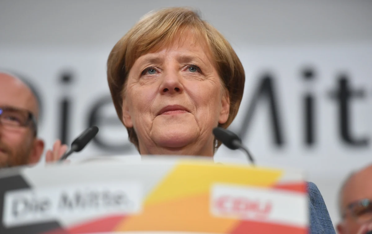 Kanclerz Niemiec Angela Merkel powiedziała po ogłoszeniu wyników sondaży exit polls, że kierowany przez nią blok partii chadeckich CDU/CSU "zrealizował strategiczny cel" i ma obecnie misję tworzenia rządu. ​W wyborach do Bundestagu chadecy zdobyli 32,9 proc. głosów.